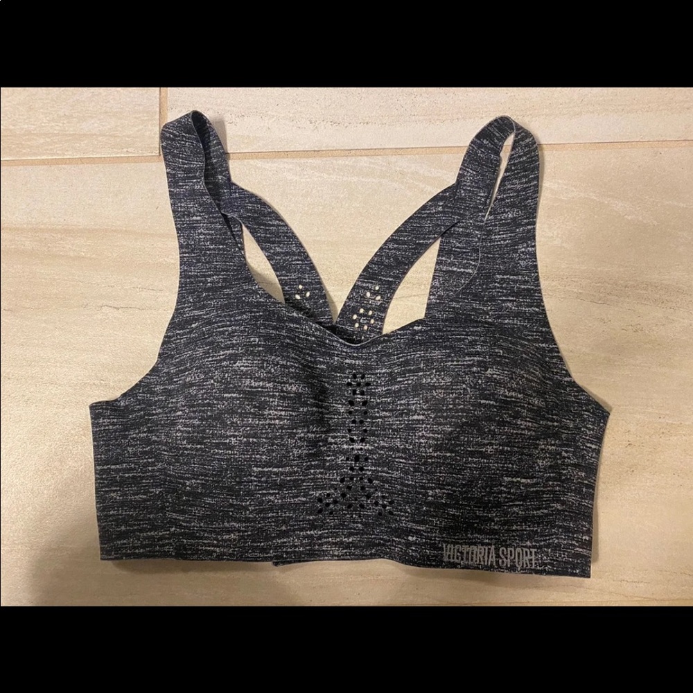 Victoria secret seamless sports bra